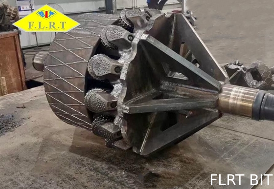 سعر جيد HDD هول الفتاحات Hard HDD Rock Reamers for Trenchless Hole Opener Bit مع TCI Roller Cone الانترنت