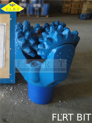 سعر جيد IADC 435 Tricone Roller Bit مختومة أسطواني لمعدات البناء الانترنت